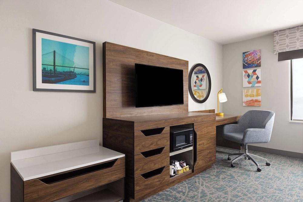 Hampton Inn & Suites Savannah-Airport photo 8