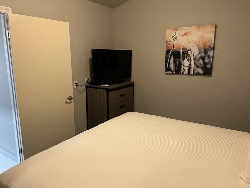 Garden Inn & Suite photo 30