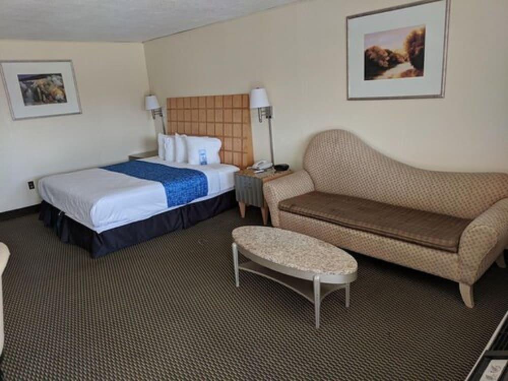 Travelodge by Wyndham Clovis photo 22
