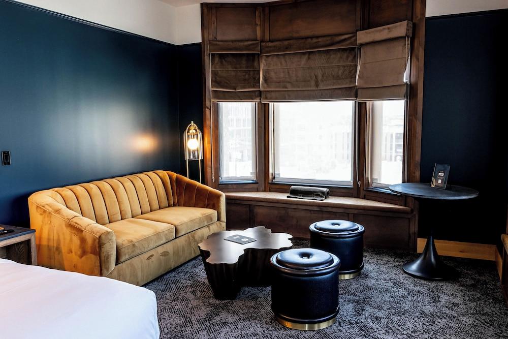 Hotel Renegade photo 48