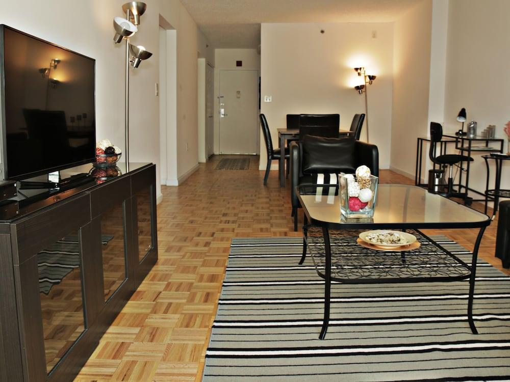 BellaView Suites photo 2