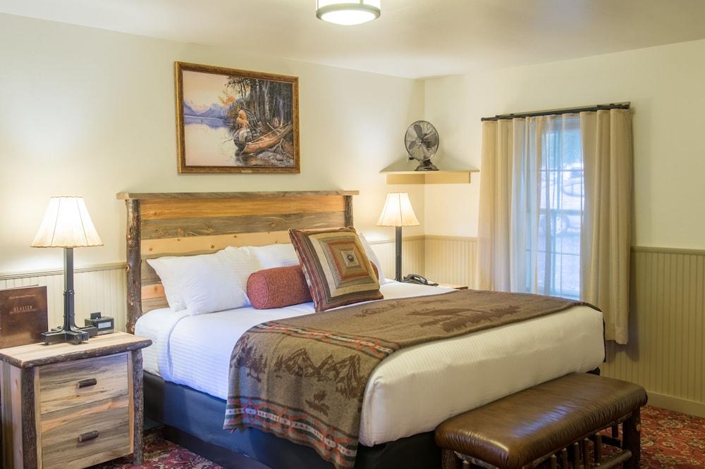 Lake McDonald Lodge - Inside the Park photo 11