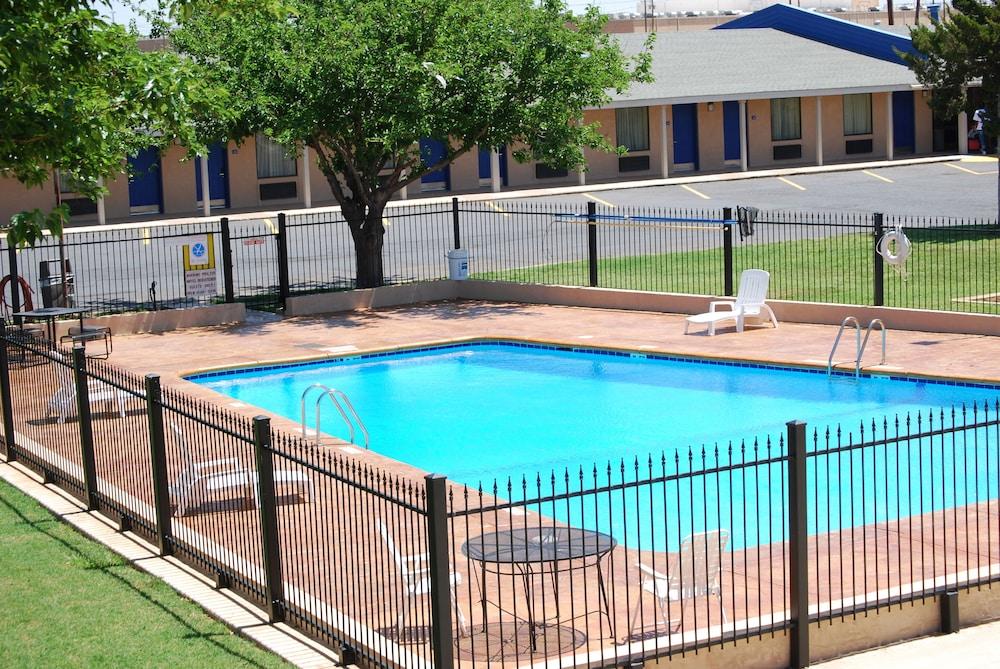 Americas Best Value Inn Lubbock E photo 43