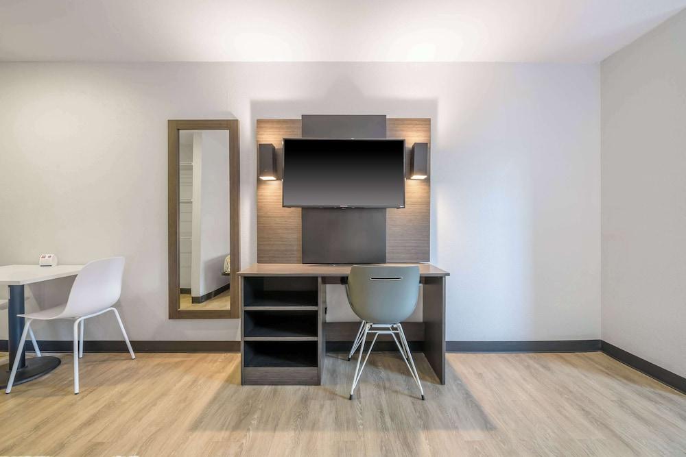 Studio 6 Columbus, GA – Columbus Airport photo 24