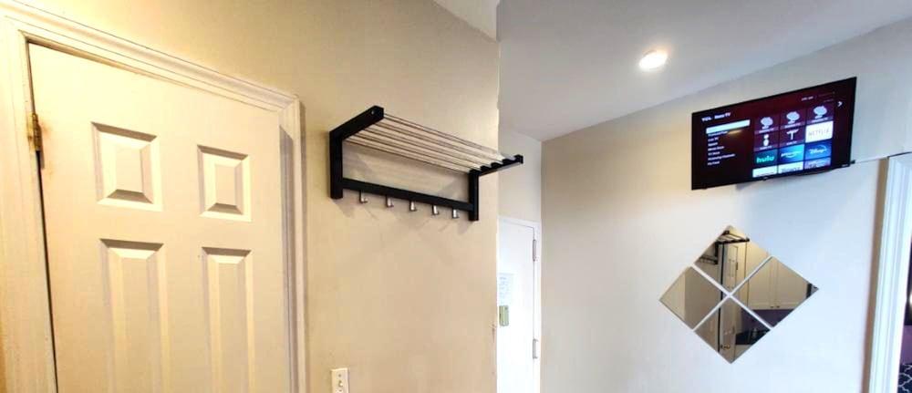 Macy Empire Apartments photo 21