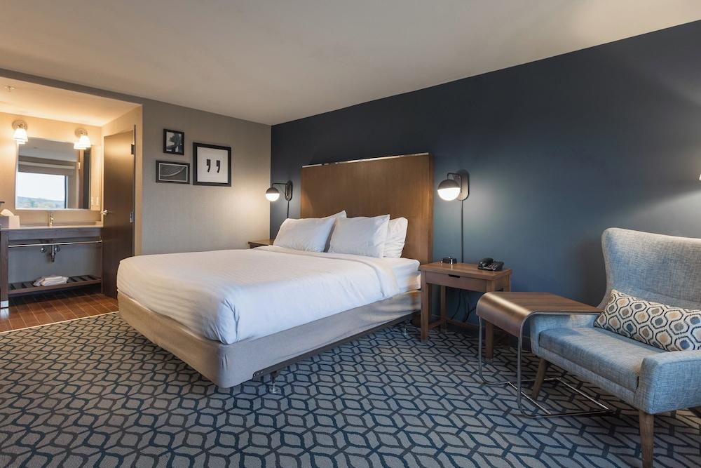 Crowne Plaza Niagara Falls NY Riverside by IHG photo 25