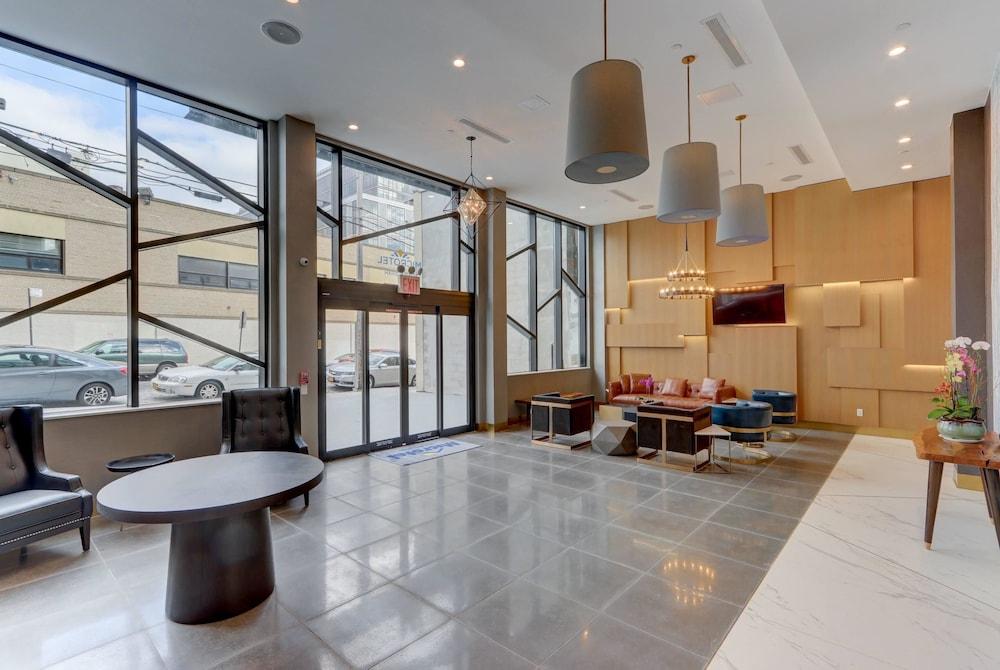 Microtel Inn by Wyndham Long Island City photo 4