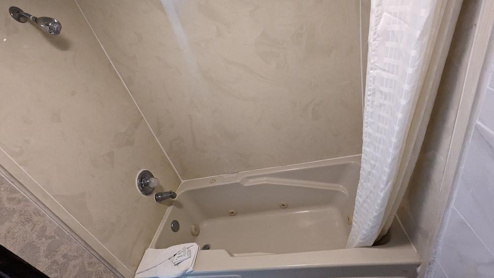 Edelweiss Inn And Suites photo 19
