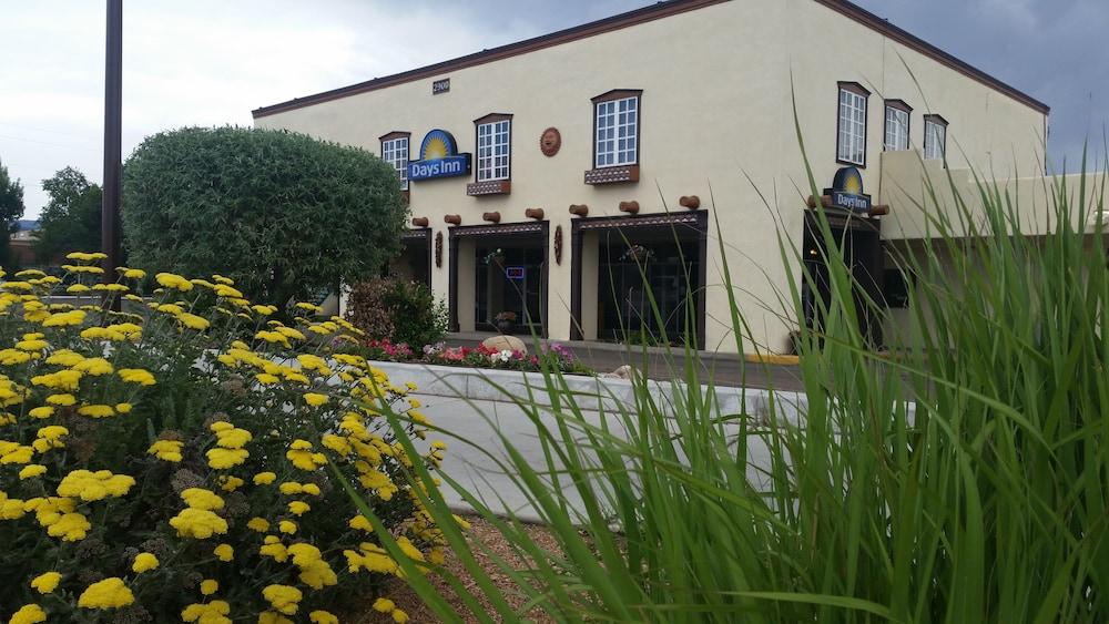 Days Inn by Wyndham Santa Fe New Mexico photo 21