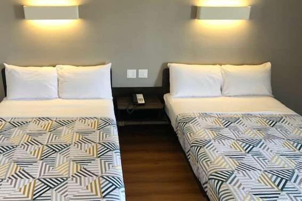 Motel 6 Paris, TX photo 5