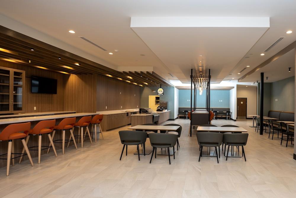 Holiday Inn NW Houston Beltway 8 by IHG photo 59