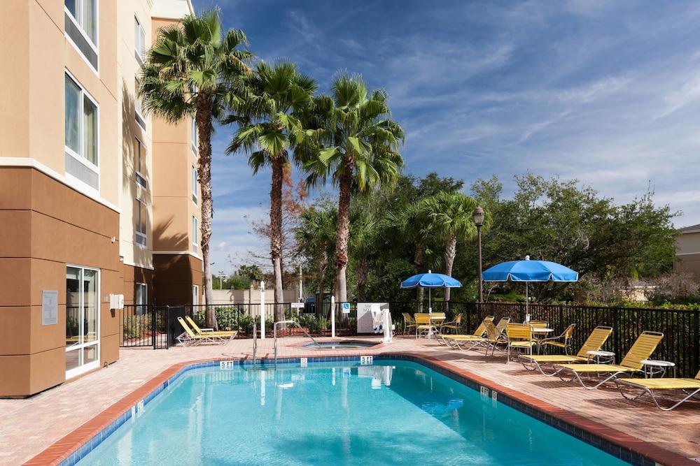 Fairfield Inn & Suites by Marriott Jacksonville Butler Blvd photo 11