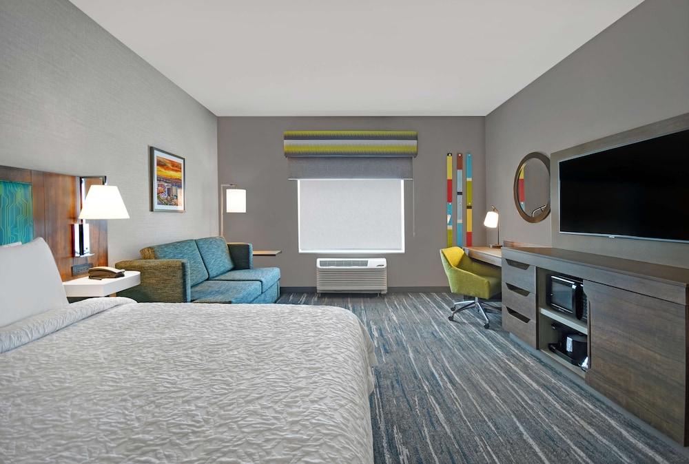 Hampton Inn Las Vegas Strip South, NV photo 12