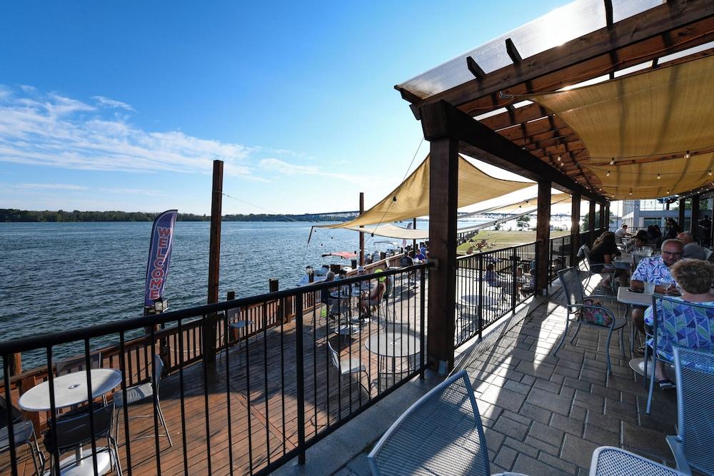 Crowne Plaza Niagara Falls NY Riverside by IHG photo 95