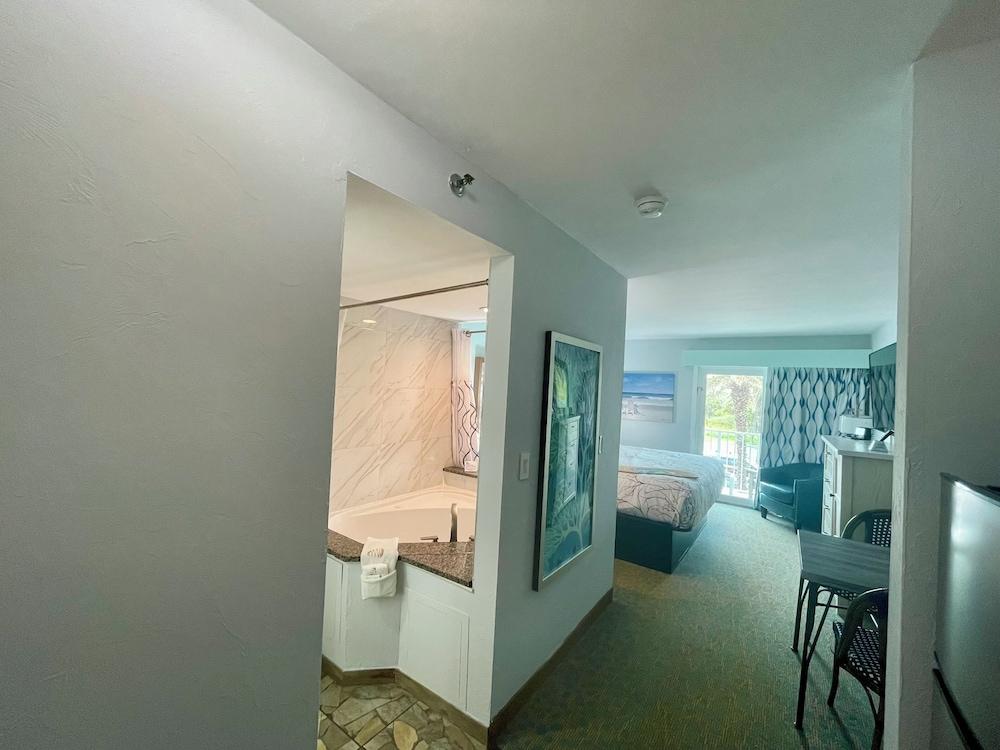 Ocean Sands Beach Boutique Inn - 1 Acre Private Beach photo 22