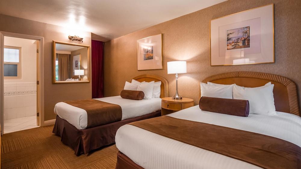 Best Western Downtown San Diego photo 5