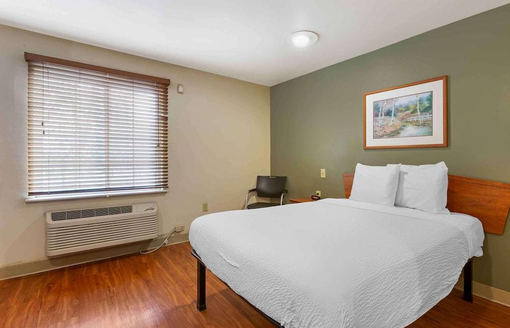 Extended Stay America Select Suites - Oklahoma City - Bethany photo 4