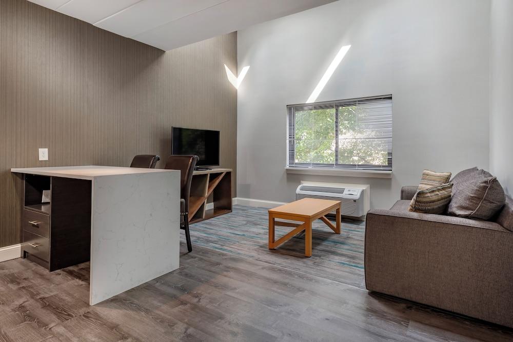 Somerset Lofts photo 8