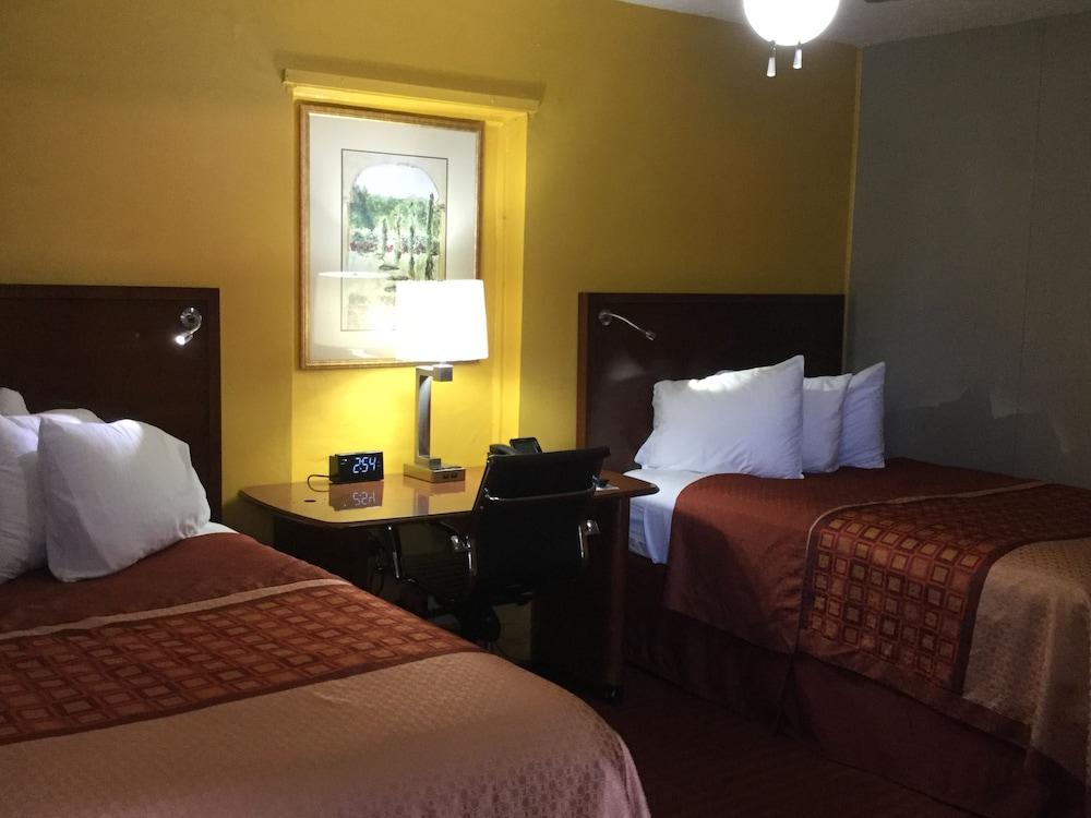 Ellijay Inn photo 9