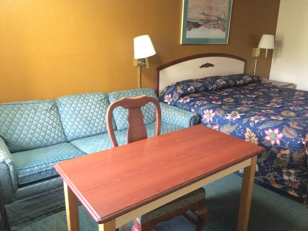 Suite Stay Talladega photo 9