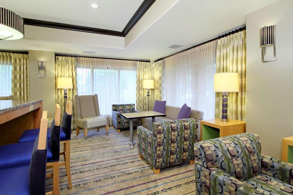 Hampton Inn Austin/Airport Area South photo 26