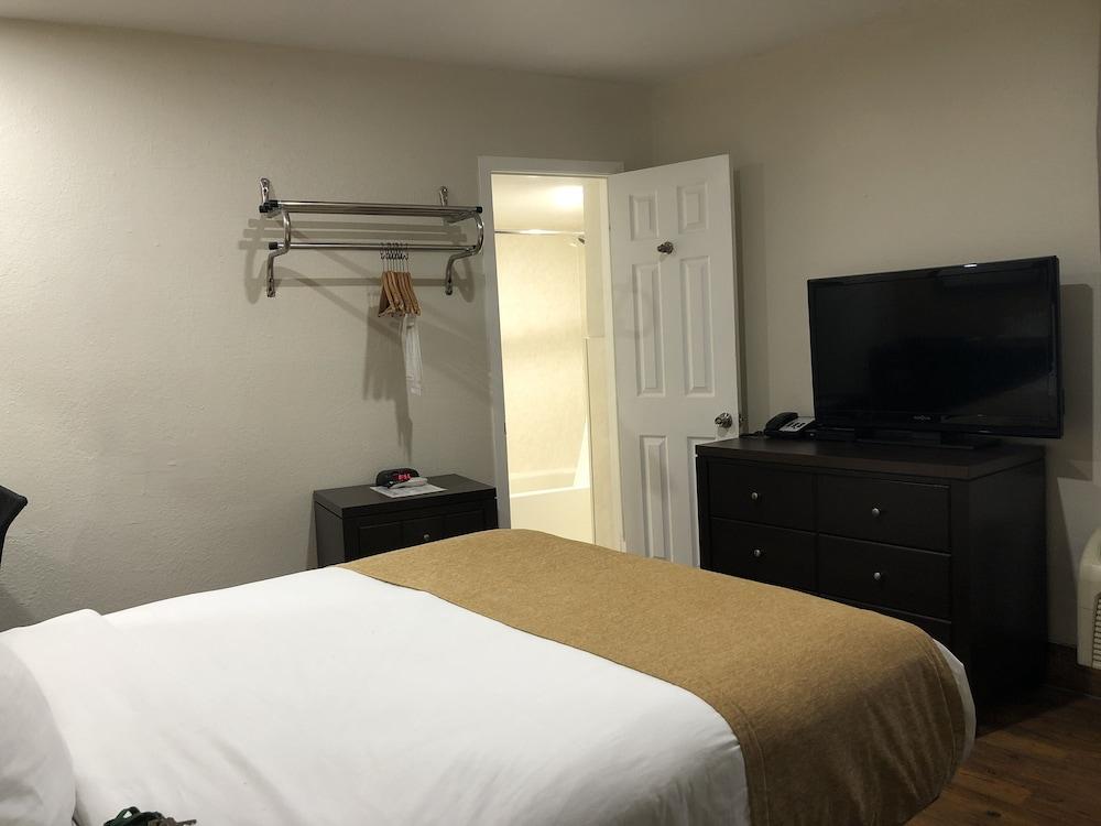 Ocean Reef Hotel photo 12