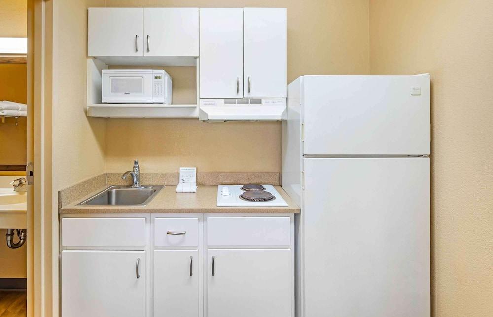 Extended Stay America Suites Sacramento Northgate photo 19