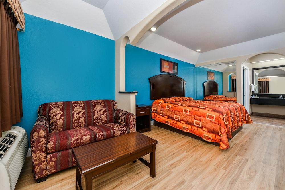Scottish Inn & Suites Highway 6 South photo 15