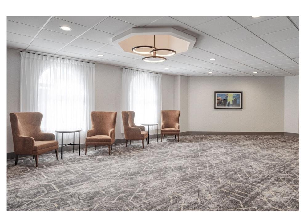 Holiday Inn Express Federal Way Seattle South by IHG photo 45