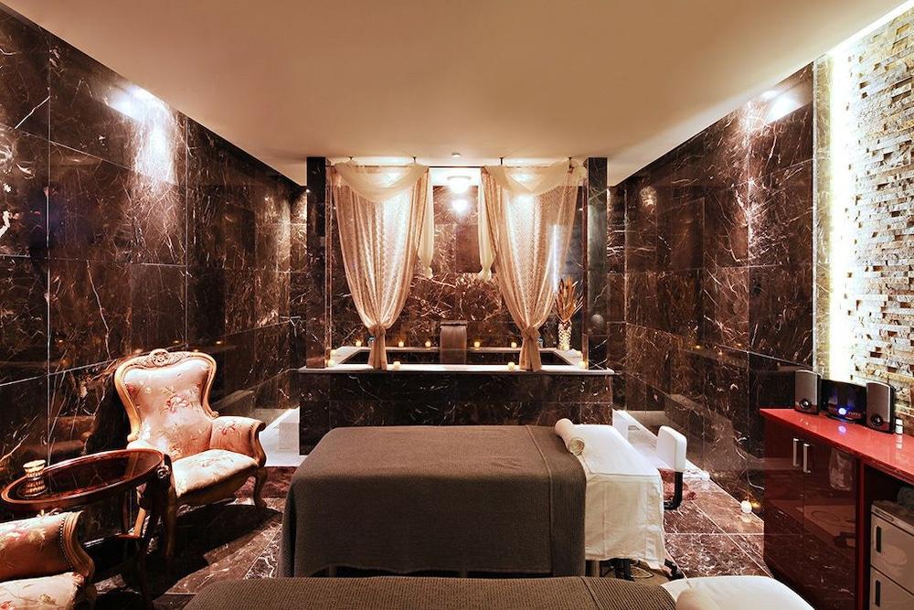 The One Boutique Hotel photo 9