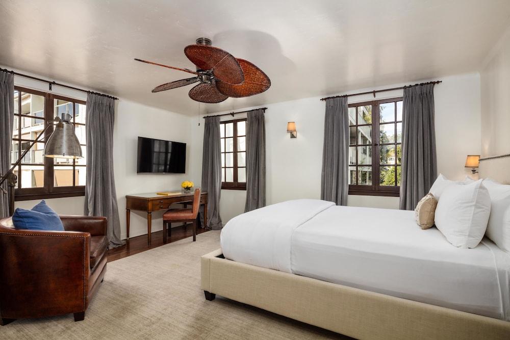 The Charlie Hotel photo 8