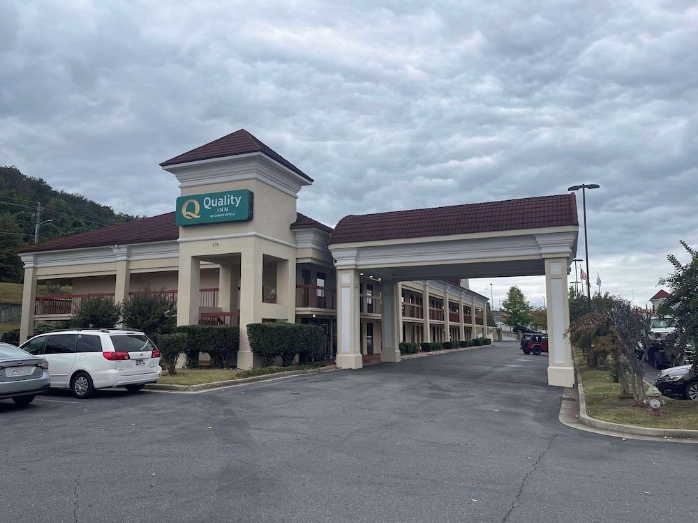 Quality Inn Dalton Central photo 20
