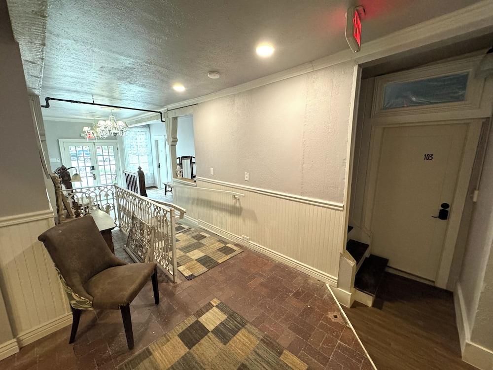 St James Hotel photo 43