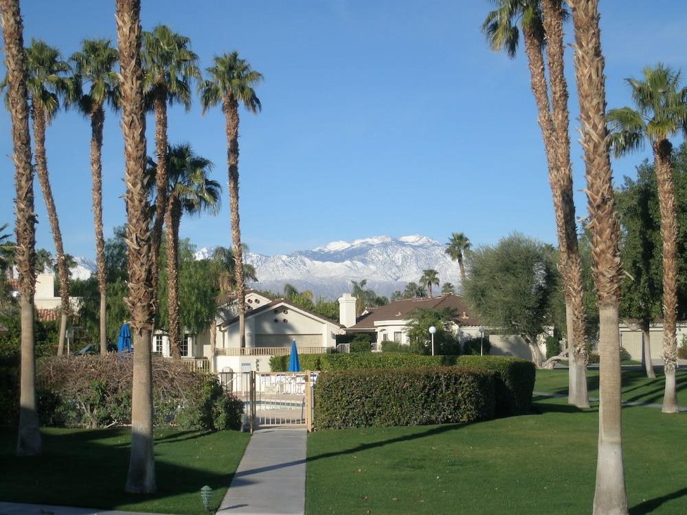 Desert Breezes Resort photo 48