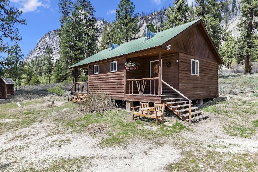 Sawtooth Lodge photo 3