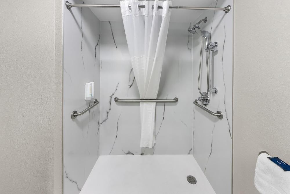 Park Inn by Radisson photo 10