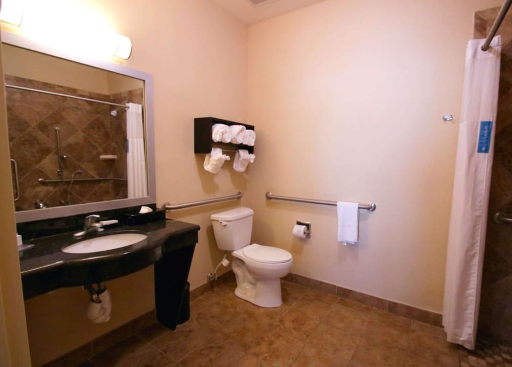 Hampton Inn & Suites Jacksonville - Beach Blvd/Mayo Clinic photo 39
