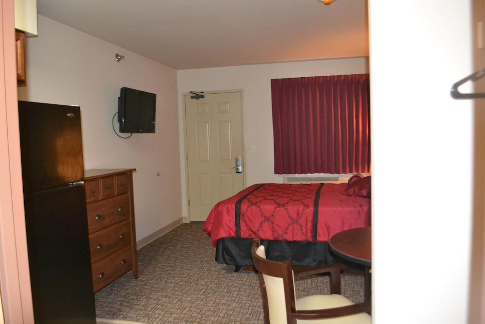 Bismarck Motor Motel photo 3