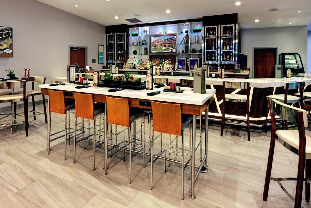 Marriott East Lansing at University Place photo 37