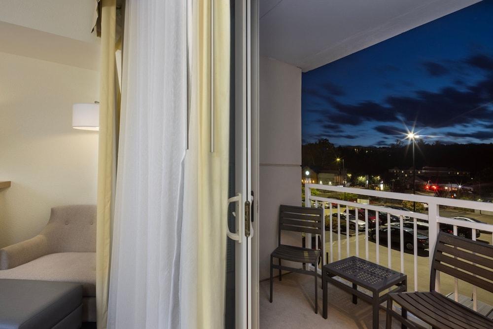 AC Hotel by Marriott Asheville Biltmore Village photo 19
