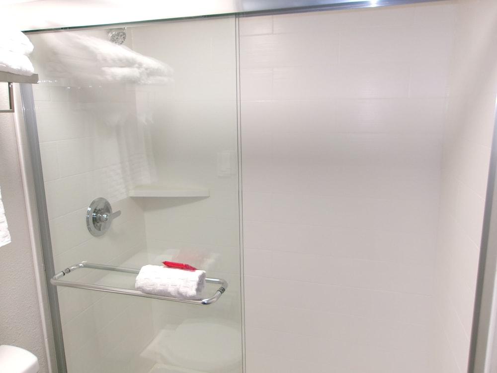 SureStay Hotel by Best Western Phoenix Airport photo 27