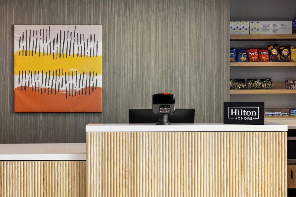 Spark By Hilton Las Vegas Airport photo 16