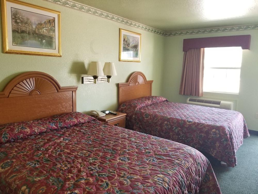 Haltom Inn photo 14