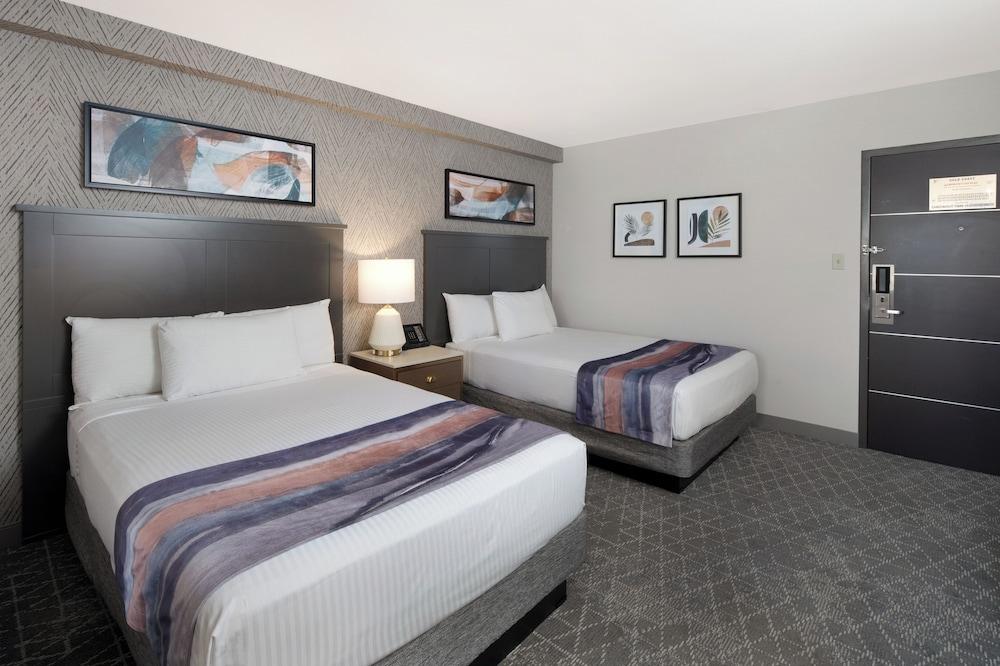 Gold Coast Hotel and Casino photo 3