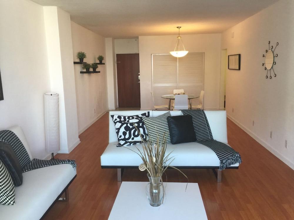Beach Apartments Hollywood photo 8
