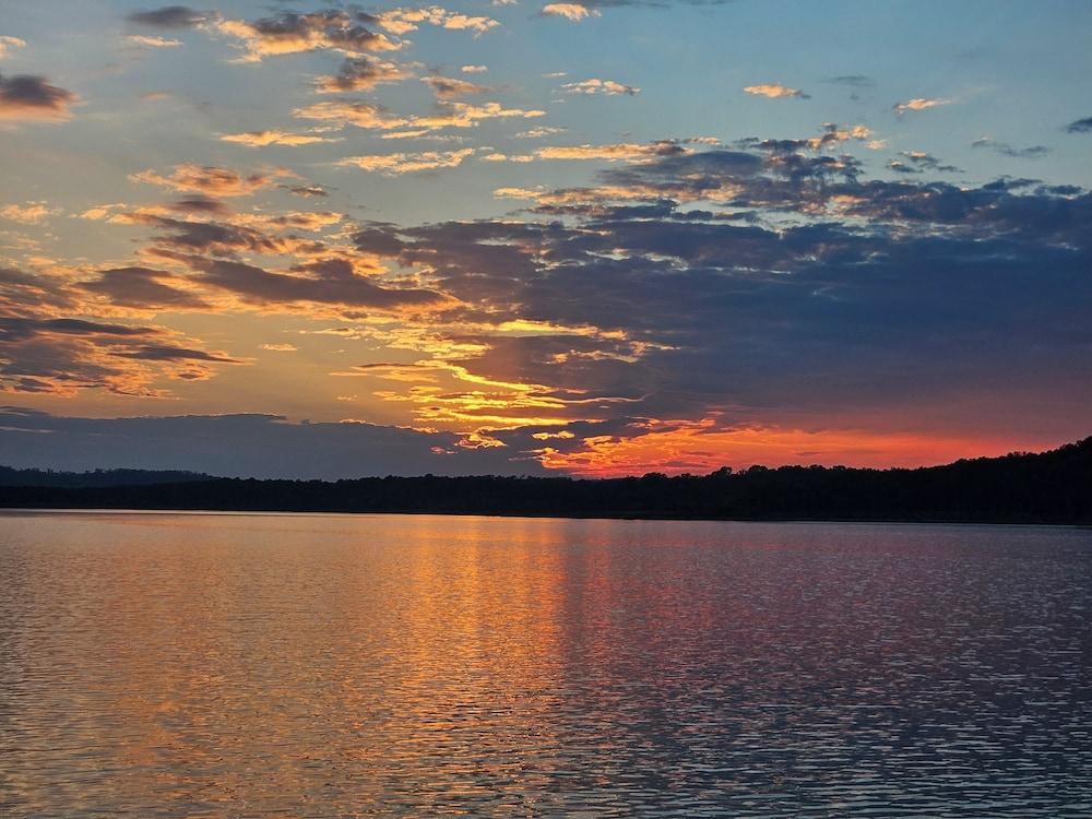 Kellers Kove Cabin and RV Resort photo 12
