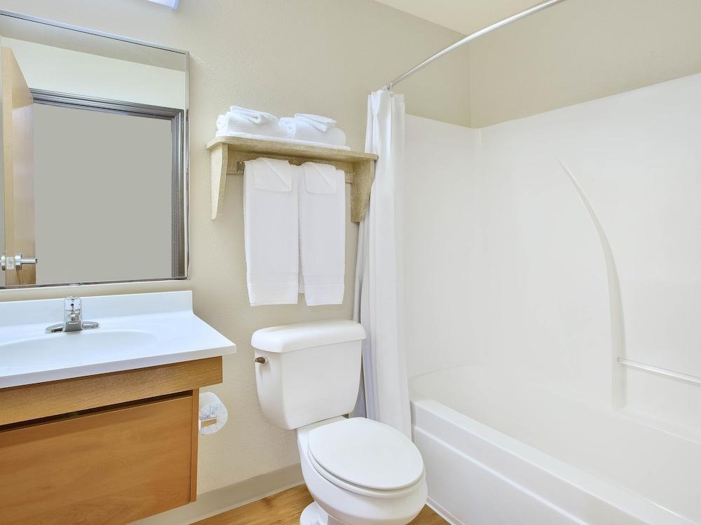 WoodSpring Suites Brownsville photo 21