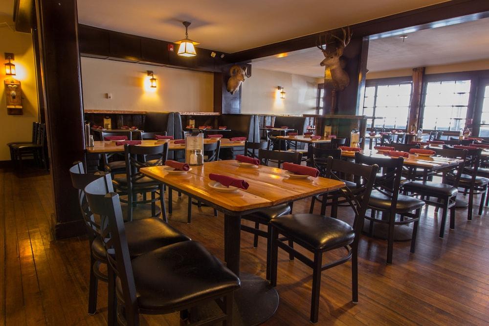Marys Lake Lodge Mountain Resort and Condos photo 43
