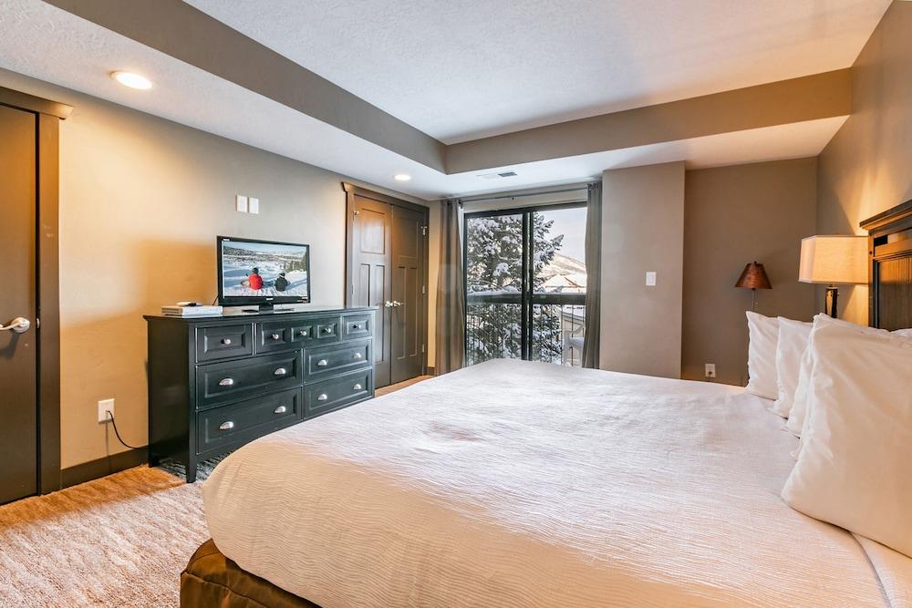 Shadow Ridge by All Seasons Resort Lodging photo 47