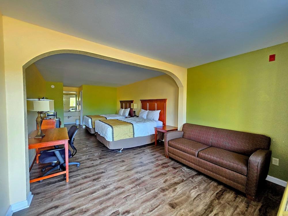 Garden Inn & Suites photo 9
